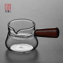  Solid wood side handle Glass crescent fair cup Heat-resistant belt filter Integrated tea splitter Kung Fu tea cup accessories