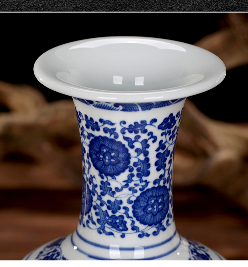 Blue and white porcelain of jingdezhen ceramics vase archaize sitting room rich ancient frame ceramic decoration of Chinese style household furnishing articles