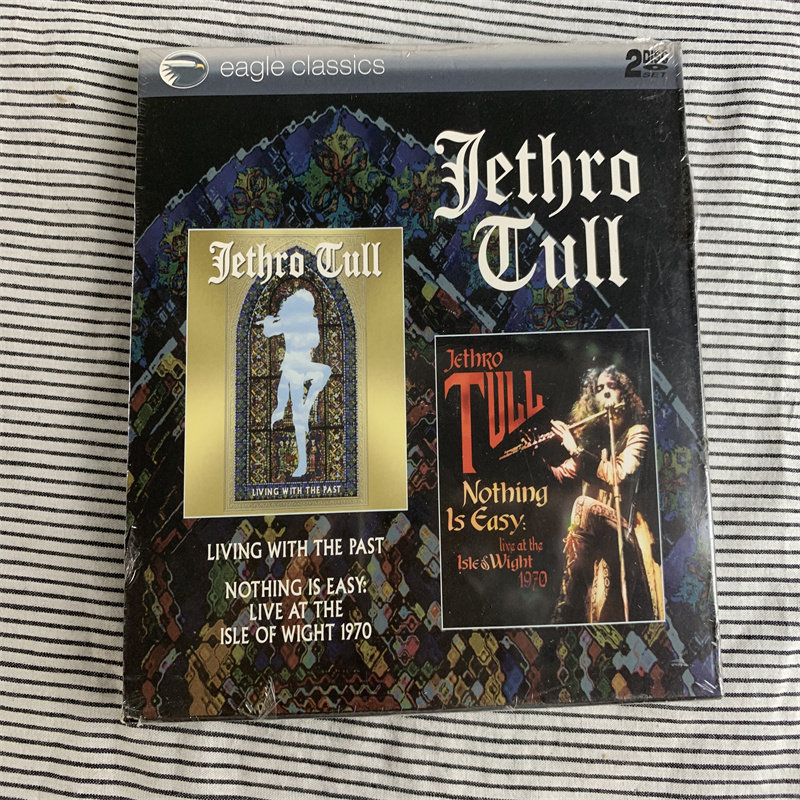M-версия, нераспечатанная, Jethro Tull, Живущий прошлым, - это Nothing is 2CD Изображение 1