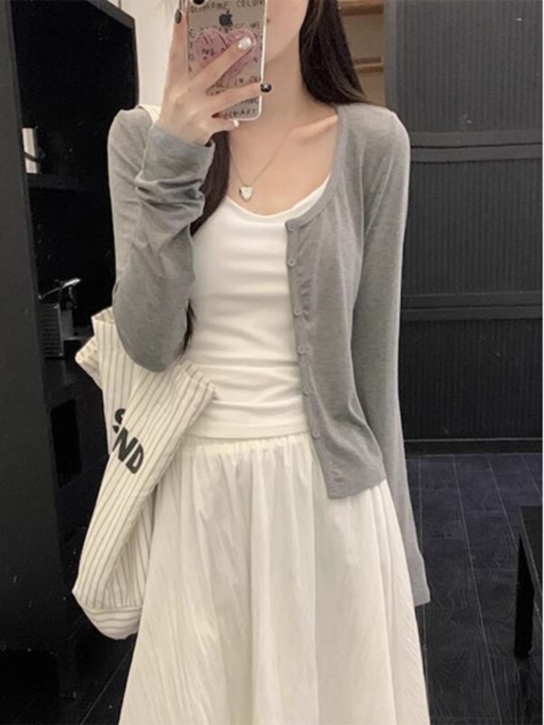 High-End Gray Long-Sleeved Cardigan for Women 2026 Spring Air-Conditioning Cover-Up Slim Fit Versatile Outerwear Short Jacket