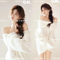 Белый свитер