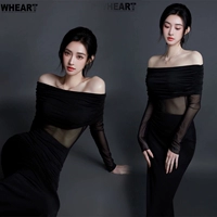 Черный бюстгальтер-топ, длинная юбка