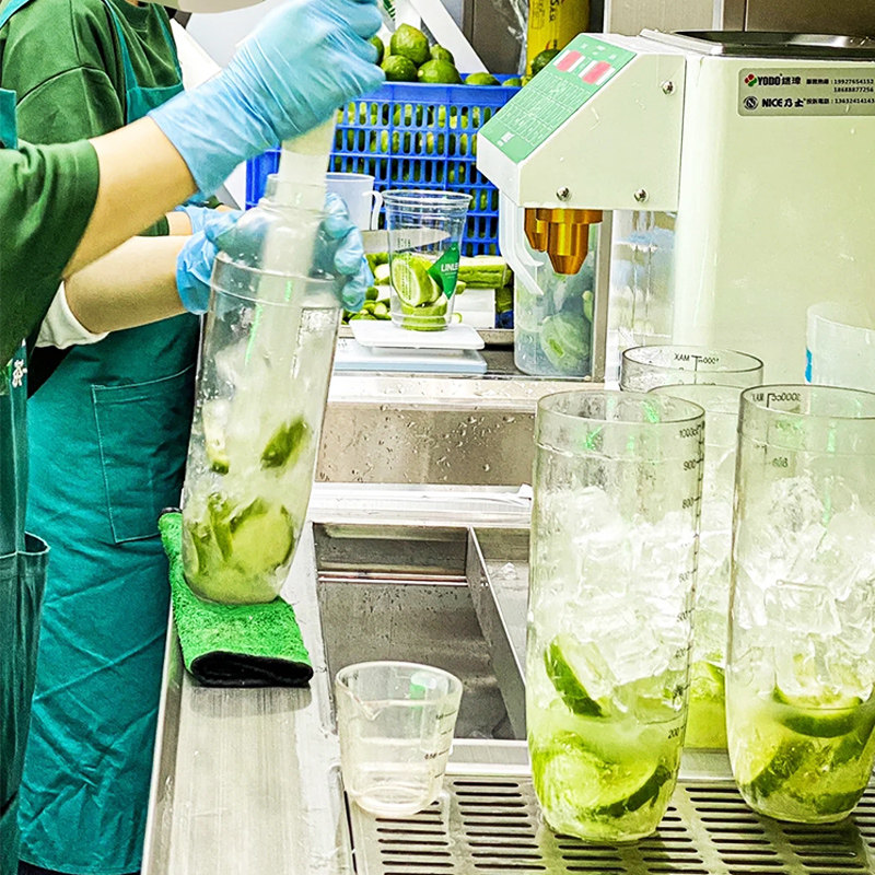 Snow Cup Tea Shop with Scalable Hand Shake and Blast Prevention Hand to Play Lemon Tea Set Snow Kettle