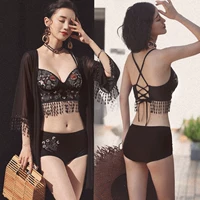 Khí hậu retro eo cao phong cách dân tộc thêu hoa bikini áo ba lỗ chia áo tắm nữ ngực lớn đã mỏng - Bikinis đồ bơi nữ đẹp kín đáo