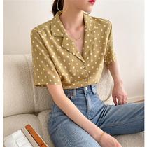 South Korea Short Sleeve Snowspun Shirt Women V Collar Design Sensation New Summer Dress Retro Port Taste Lining Polo Dot Printed Blouse