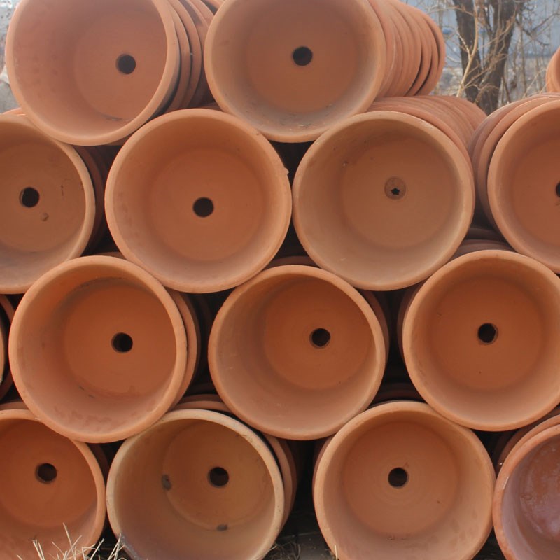 Large vent made of baked clay permeability flowerpot manual coarse pottery mud made of baked clay flowerpots old breathable restoring ancient ways