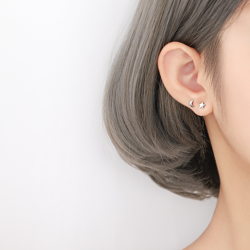 Alley South 925 Pure Silver Stars Moon Ear Pin Sleeping Without Picking Up Earrings 2021 New Summer Ear Accessories 2022