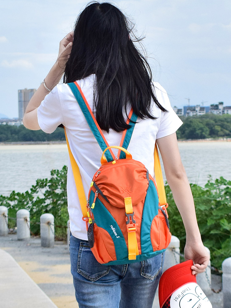 <!--超轻双肩包女小包夏轻便旅行背包2024新款户外迷你包包时尚旅游包-->