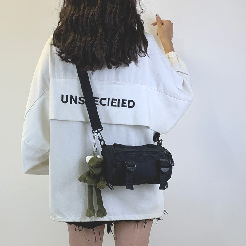 ins day department dark black ventilator can tooling package bag 2022 new stylish cylinder sails buns bag casual cablebag women