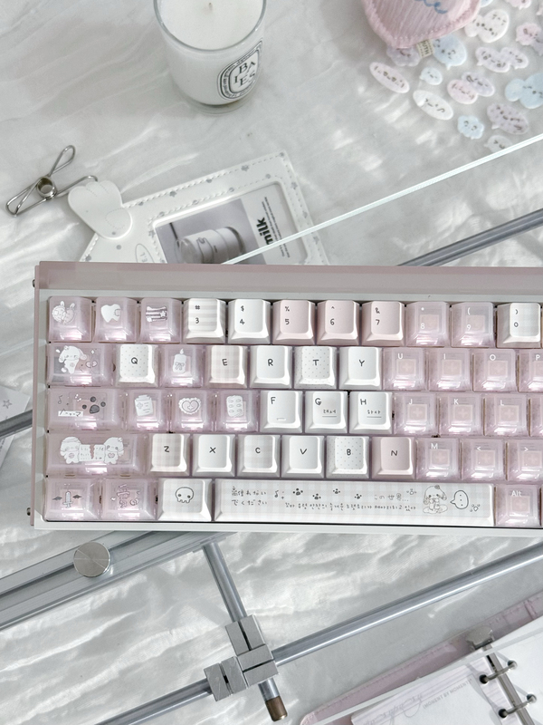 Sleepwalking Syndrome Keycap Customized Magnetic Switch Gaming Keycap Cute Pink and White Translucent Heart-Shaped Personalized Pc Full Set