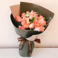 19 розовых роз