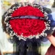 Букет 52 красных роз (романтическая любовь)