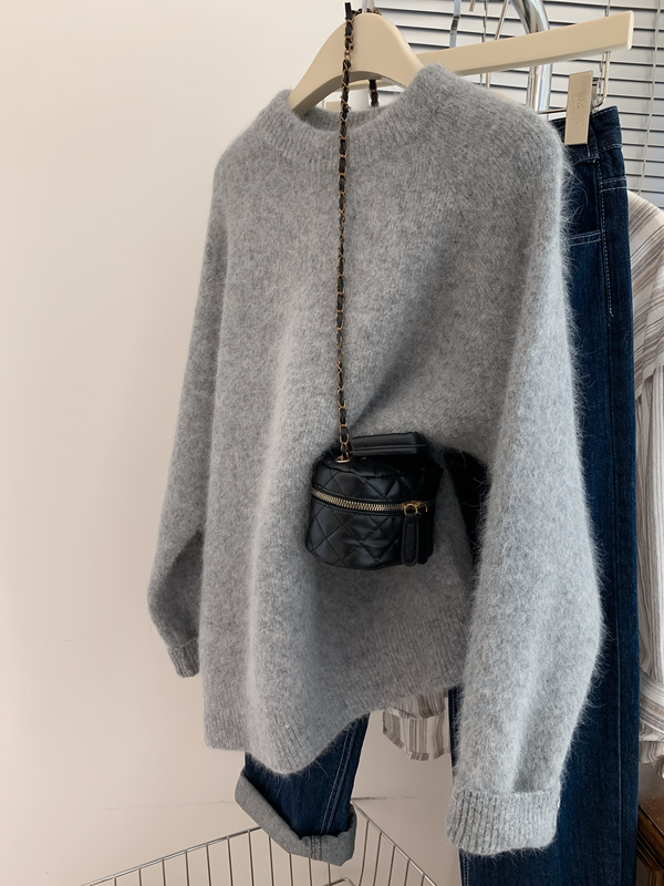 Gray Pullover Sweater for Women, Early Spring, Casual, Loose, Lazy Style, High-End Feel, 2026 New Style, Base Knitwear for Spring