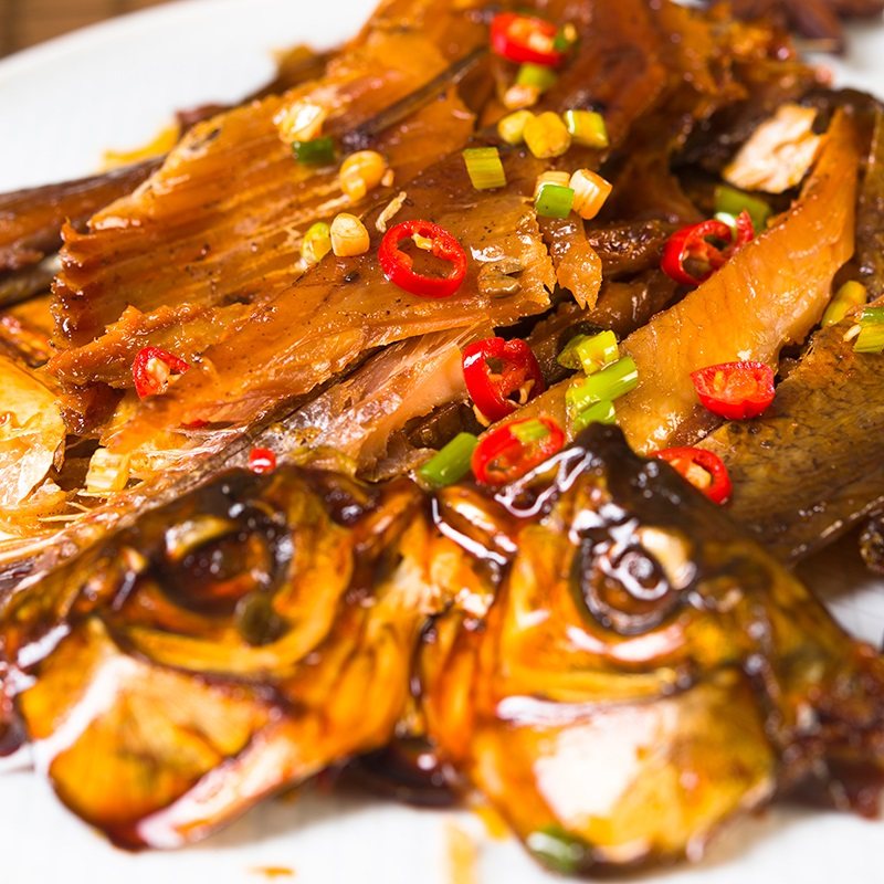 Authentic Hunan Changde Specialty Dried Fish, Wuhan Fish with Spicy Flavor, Hand-Shredded Fish, Ready-To-Eat Fish Tail Chunks, Whole Fish Snack