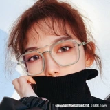 Красивый поворот голубых очков красивый тренд и доминирующие мужчины и женщины против легкого излучения Чен, Чен, Чэнь Вейтинг То же студенты миопии