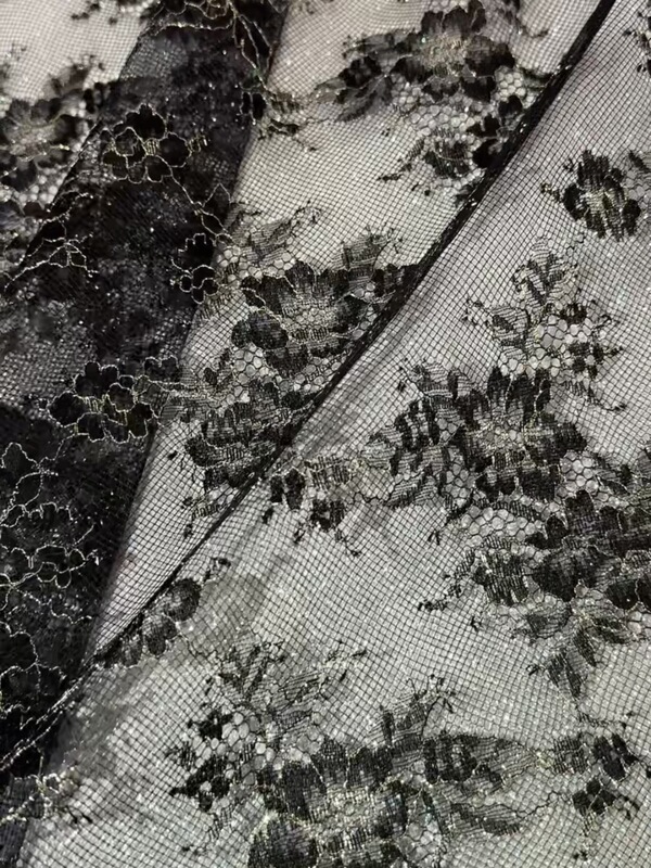 Farei Haute Couture Style, Gold-Woven Three-Dimensional Relief Craftsmanship, Black and Gold Floral Mesh Lace Fabric