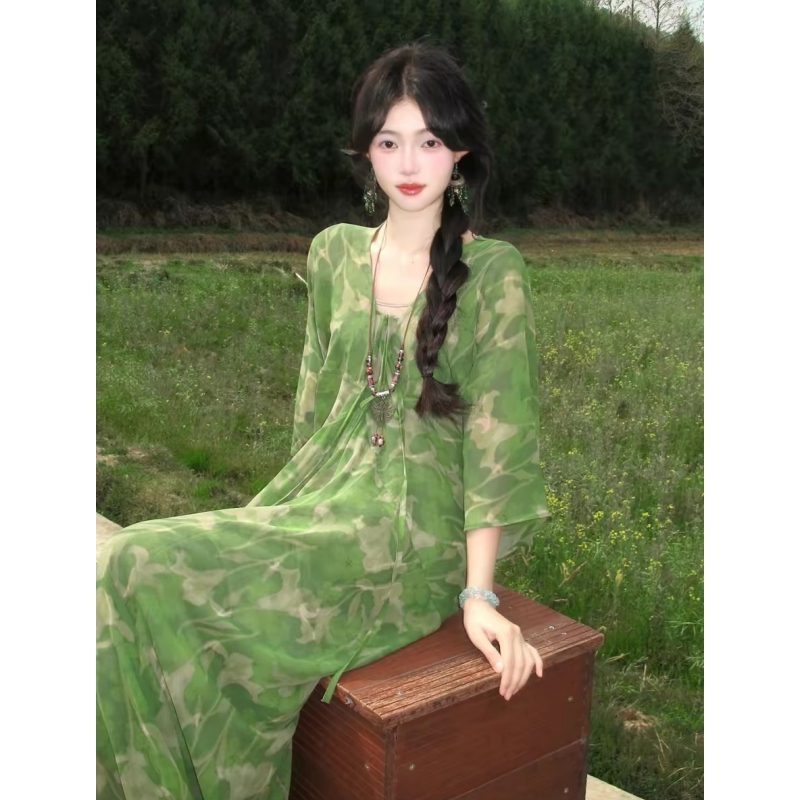 Vacation Cool Green Dress, Loose and Ethereal Retro Skirt, Travel Photo Shoot Long Dress, Women's Zen Style