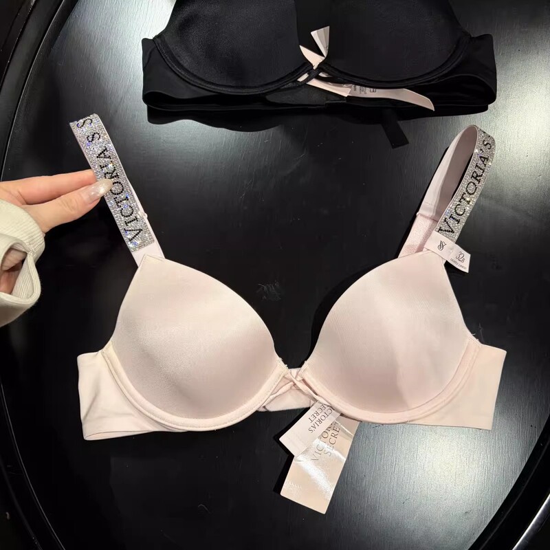 Victoria's 2026 New Style Rhinestone Letter Shoulder Strap Off-Shoulder Trendy Sexy High-End Push-Up Hot Item Victoria's 2026 New Style Rhinestone Letter Shoulder Strap Off-Shoulder Trendy Sexy High-End Push-Up Hot Item
