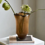 Стиль среднего возраста Черный край