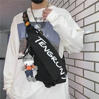 Черная подвеска, значок