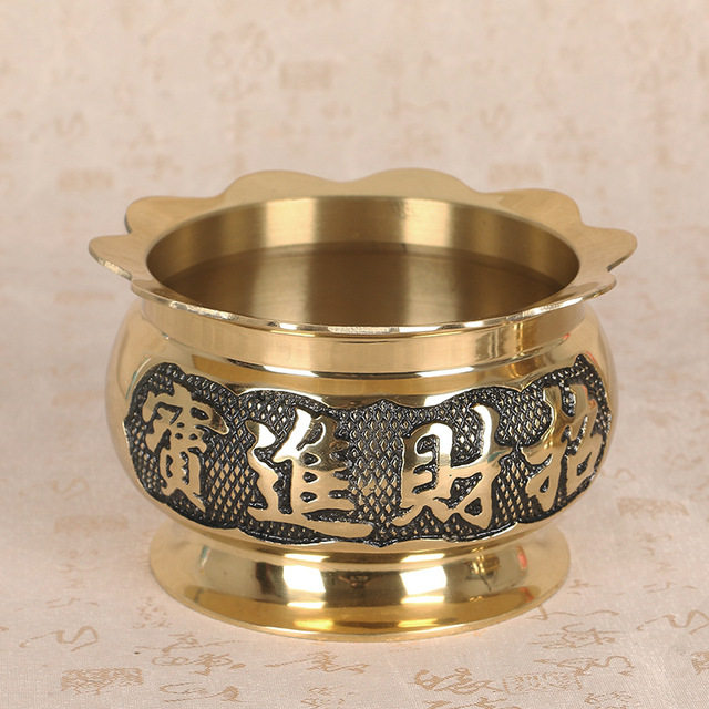 Incense Furnace Pure Copper Home room dedicated to the furnace Sendai Shangxiang Incense Burner of the Incense Burner in the Incense Burner for the Buddha with a request for a Buddha's light