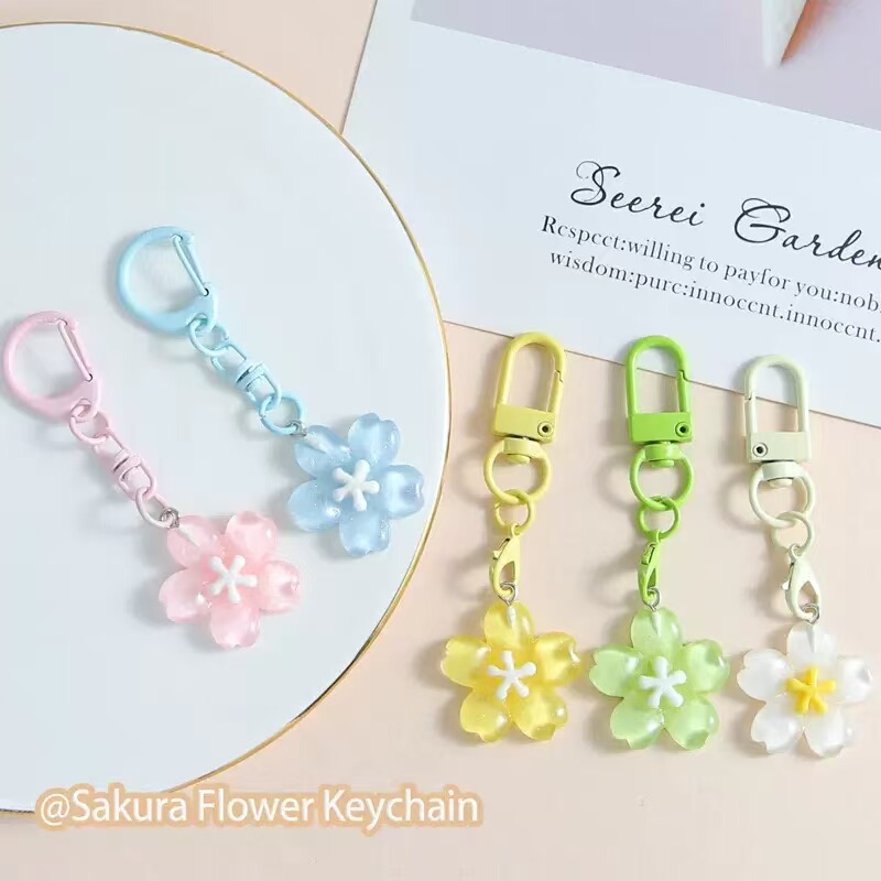 Colorful Girly Cherry Blossom Keychain, Cute and Fresh Translucent Flower Pendant, Small Gift for Best Friends, Bag Accessory