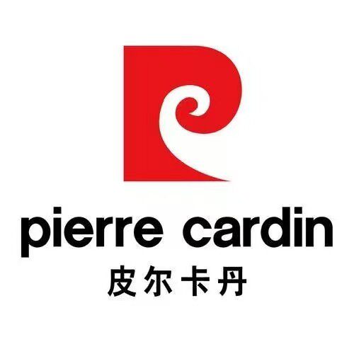 皮 尔 卡 丹 运 动 套 装