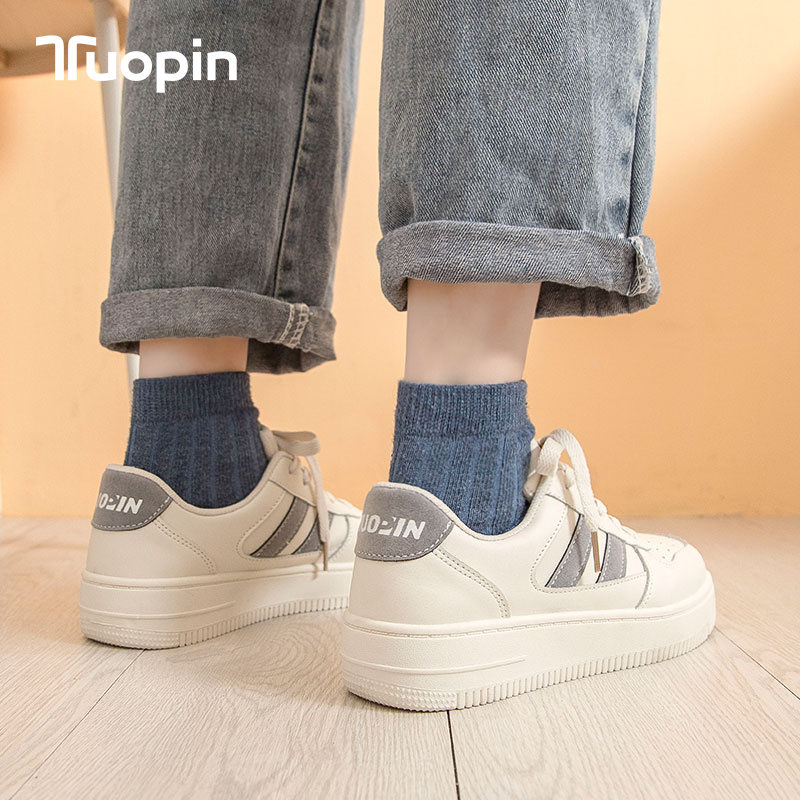 Small white shoes in 2022 new spring in the street shoes student sneakers casual sneakers