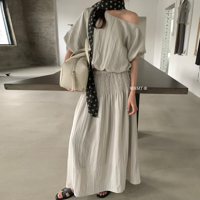 Rs.Whmt Summer Korean-Style Gentle Off-Shoulder Short-Sleeve Top with Pleated High-Waisted A-Line Long Skirt Two-Piece Set for Women Rs.Whmt Summer Korean-Style Gentle Off-Shoulder Short-Sleeve Top with Pleated High-Waisted A-Line Long Skirt Two-Piece Set for Women