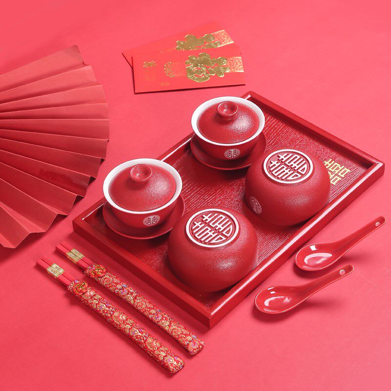 Change of mouth tea cup Four venerable teacups married women's party accompanied by a tea set Two pairs of new people toast the wine gift box set of sets