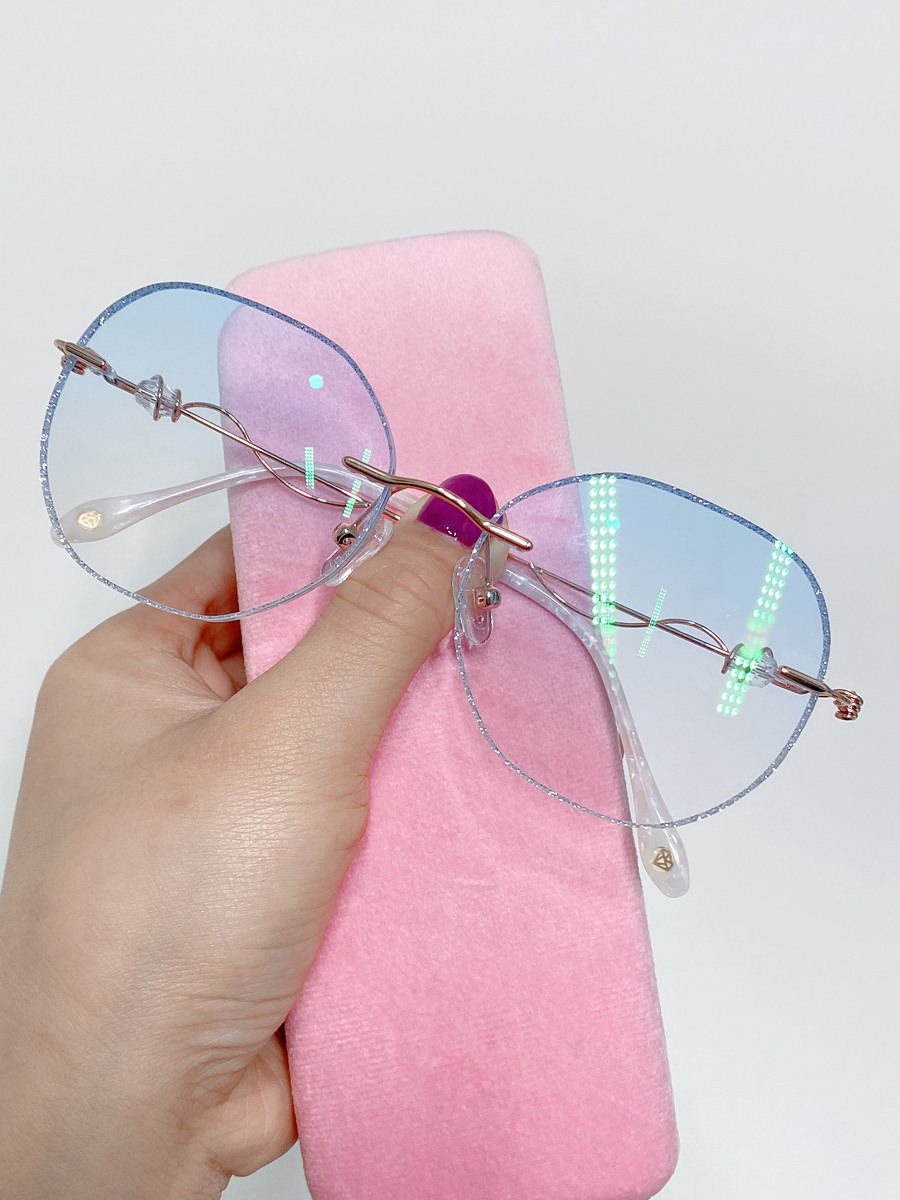 Little red book shaking sound with myopia glasses female frameless diamond cut edge net red makeup big face has a degree glasses frame