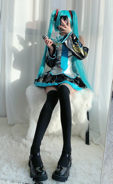 Hatsune Miku cos suit MIKU official suit Japanese girl anime silver patent leather JK women's cosplay suit