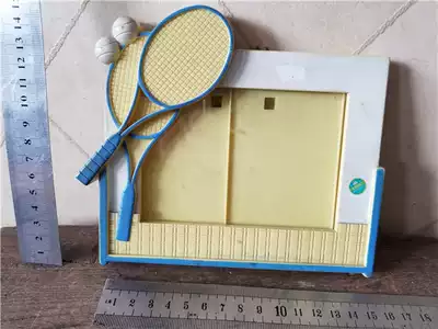 The old photo frames badminton racket