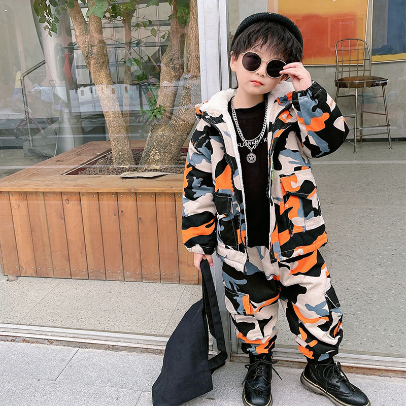 Children's camouflage clothing suit boys plus velvet special forces autumn and winter clothing 2021 new military training camouflage clothing thickened women