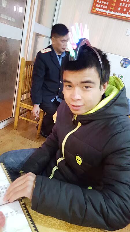Day cung cấp thanh KTV April Fool của đạo cụ sáng dress up hài hước mũ gà móng tay nam váy lễ hội đêm - Sản phẩm Đảng / Magic / Hiệu suất trang phục hóa trang halloween