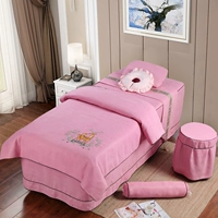 Фиолетовый оленя с нордическим стилем