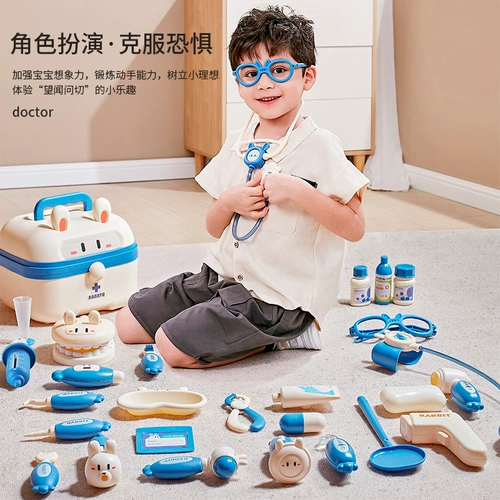 Маленький доктор смоделировал ящик для инъекции стетоскопа