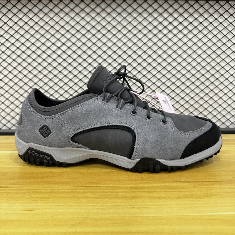 2025 Autumn and Winter New Columbia Outdoor Men's Wear-Resistant Non-Slip Hiking and Mountaineering Shoes Dm1113