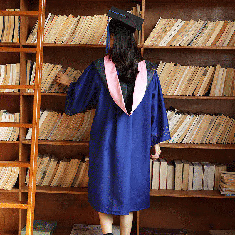 毕业季必看!学位服、硕士服、学士服穿搭秘籍,拍出超A毕业照📸_学生校服_淘宝服装网