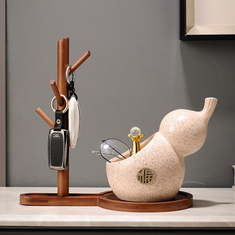 Key collection of gourd swing pieces Creative home atmosphere high-end shut door shoe cabinet decoration New Chinese style