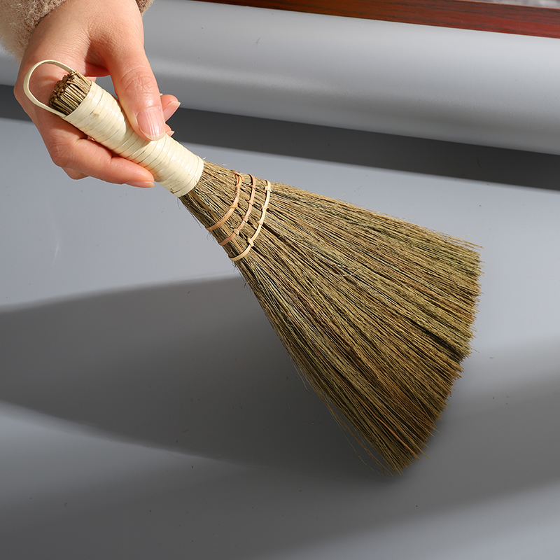 Manchester brush brush tea table brush tea disk brush sweep sorghum grass keyboard brush mini desktop grass broom