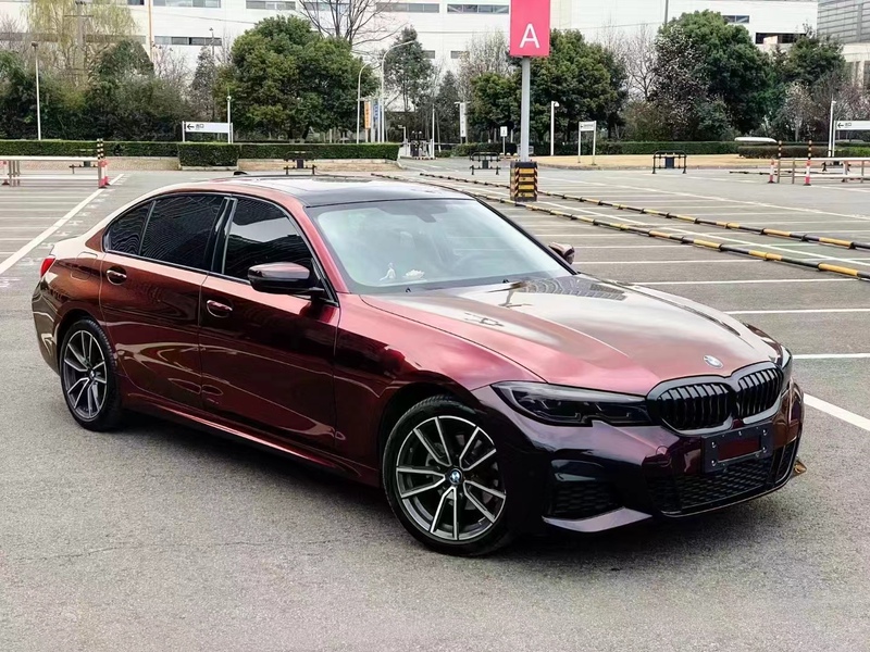 Pet Streamer Black and Red Color-Changing Film Car Body Film Rearview Mirror Film Motorcycle Electric Vehicle Color-Changing Sticker Pet Streamer Black and Red Color-Changing Film Car Body Film Rearview Mirror Film Motorcycle Electric Vehicle Color-Changing Sticker