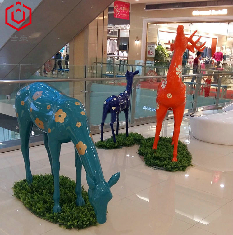 Fiberglass animal sculpture painted simulation deer outdoor landscape community kindergarten children's playground decoration ornaments