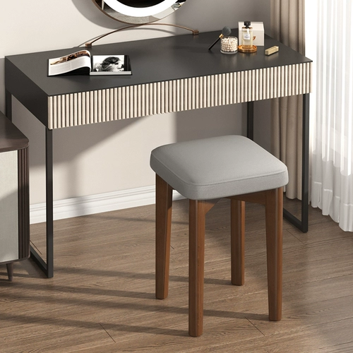 Столковое дерево обеденное кресло Домохозяйство современный минималистский обеденный стол и стул может сложить скамейка стула Light Luxury High -End Мягкие столы и стулья