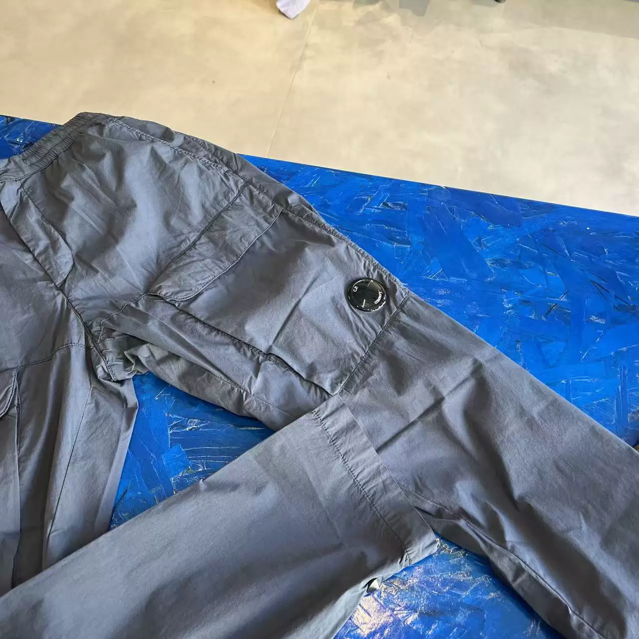 Cp company, один стиль для мужчин и женщин, доступно в нескольких цветах, комбинезоны, без возврата