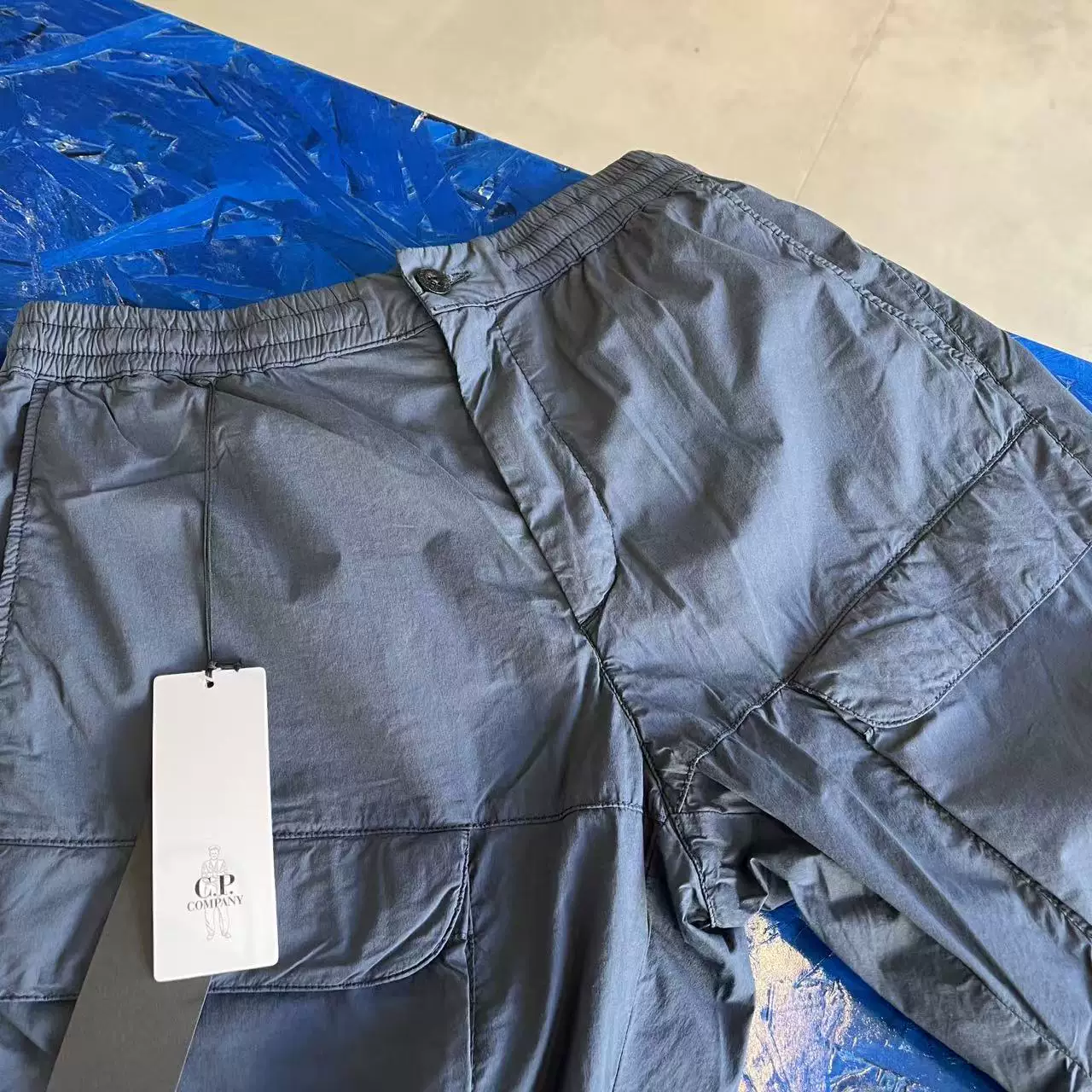 Cp company, один стиль для мужчин и женщин, доступно в нескольких цветах, комбинезоны, без возврата