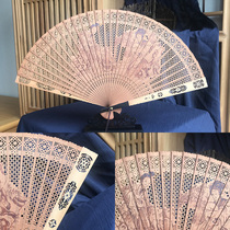 Suzhou Ruyi sandalwood fan folding fan gift fan high-grade fan sandalwood fan hollow fan ancient wind wooden fan