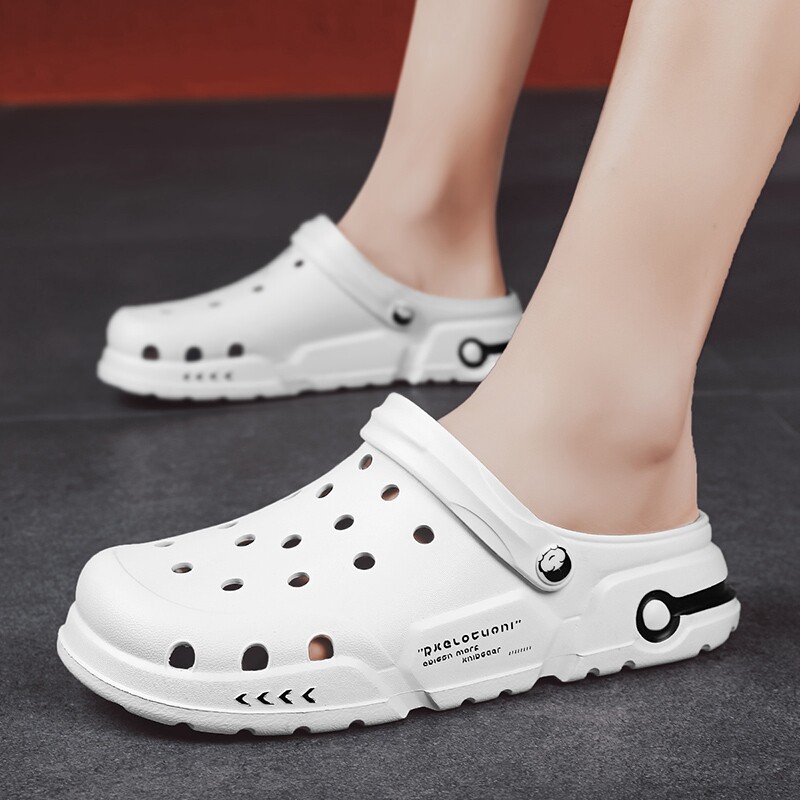 Dongle Shoes Men Non-slip Soft Bottom 2022 New Summer Baotou Slippers Fashion Outside Wearing Thick Bottom Sandals Sandals Sandals