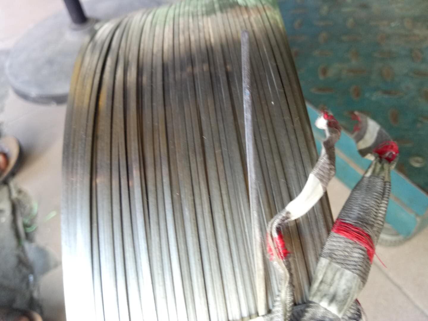 201304 stainless steel flat wire flat bar square wire semicircular wire carbon steel wire adjustment straight line arbitrary specifications machined and set