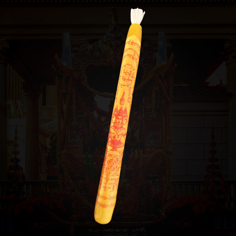 Elephant Thailand's Buddhist brand Thailand on all four sides of the candle Buddha